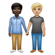 🧑🏿‍🤝‍🧑🏼 Emoji sich an den Händen haltende Personen: dunkle Hautfarbe, mittelhelle Hautfarbe WhatsApp 2.19.352.