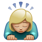 🙇🏼‍♀️ Emoji Mujer Haciendo Una Reverencia: Tono De Piel Claro Medio en WhatsApp 2.19.352.