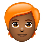 🧑🏾‍🦰 Emoji Erwachsener: mitteldunkle Hautfarbe, rotes Haar WhatsApp 2.20.198.15.