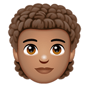🧑🏽‍🦱 Emoji Erwachsener: mittlere Hautfarbe, lockiges Haar WhatsApp 2.20.198.15.