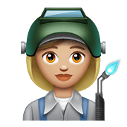 👩🏼‍🏭 Emoji Fabrikarbeiterin: mittelhelle Hautfarbe WhatsApp 2.20.198.15.