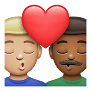 👨🏼‍❤️‍💋‍👨🏾 Emoji sich küssendes Paar - Mann: mittelhelle Hautfarbe, Mann: mitteldunkle Hautfarbe WhatsApp 2.21.23.23.