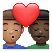 👨🏽‍❤️‍💋‍👨🏿 Emoji Beijo - Homem: Pele Morena, Homem: Pele Escura na WhatsApp 2.21.23.23.