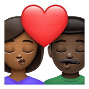 👩🏾‍❤️‍💋‍👨🏿 Emoji Beso - Mujer: Tono De Piel Oscuro Medio, Hombre: Tono De Piel Oscuro en WhatsApp 2.21.23.23.