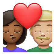 👩🏾‍❤️‍💋‍👨🏼 Emoji Beso - Mujer: Tono De Piel Oscuro Medio, Hombre: Tono De Piel Claro Medio en WhatsApp 2.21.23.23.