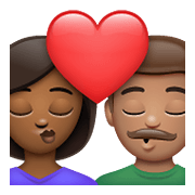 👩🏾‍❤️‍💋‍👨🏽 Emoji Beso - Mujer: Tono De Piel Claro Medio, Hombre: Tono De Piel Medio en WhatsApp 2.21.23.23.
