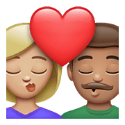 👩🏼‍❤️‍💋‍👨🏽 Emoji Beso - Mujer: Tono De Piel Claro Medio, Hombre: Tono De Piel Medio en WhatsApp 2.21.23.23.
