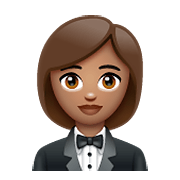 Emoji 🤵🏽‍♀️ Donna In Smoking: Carnagione Olivastra su WhatsApp 2.21.23.23.