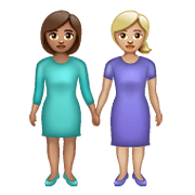👩🏽‍🤝‍👩🏼 Emoji händchenhaltende Frauen: mittlere Hautfarbe, mittelhelle Hautfarbe WhatsApp 2.21.23.23.