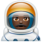 👨🏿‍🚀 Emoji Astronauta Homem: Pele Escura na WhatsApp 2.22.8.79.