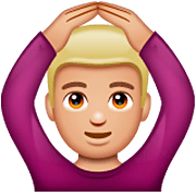 🙆🏼‍♂️ Emoji Mann mit Händen auf dem Kopf: mittelhelle Hautfarbe WhatsApp 2.22.8.79.