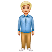 🧍🏼 Emoji stehende Person: mittelhelle Hautfarbe WhatsApp 2.22.8.79.