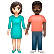 Emoji 👩🏻‍🤝‍👨🏿 Uomo E Donna Che Si Tengono Per Mano: Carnagione Chiara E Carnagione Scura su WhatsApp 2.22.8.79.