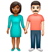 👩🏾‍🤝‍👨🏻 Emoji Mann und Frau halten Hände: mitteldunkle Hautfarbe, helle Hautfarbe WhatsApp 2.22.8.79.