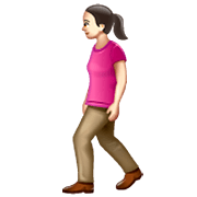 🚶🏻‍♀️ Emoji Mujer Caminando: Tono De Piel Claro en WhatsApp 2.22.8.79.