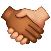 🫱🏾‍🫲🏼 Emoji Handschlag: mitteldunkle Hautfarbe, mittelhelle Hautfarbe WhatsApp 2.23.2.72.