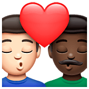 👨🏻‍❤️‍💋‍👨🏿 Emoji Beijo - Homem: Pele Clara, Homem: Pele Escura na WhatsApp 2.23.2.72.