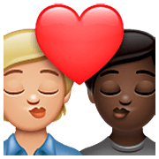 Emoji 🧑🏼‍❤️‍💋‍🧑🏿 Bacio Tra Coppia: persona, persona, Carnagione Abbastanza Chiara, Carnagione Scura su WhatsApp 2.23.2.72.
