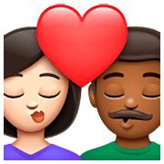 Emoji 👩🏻‍❤️‍💋‍👨🏾 Bacio Tra Coppia - Donna: Carnagione Chiara, Uomo: Carnagione Abbastanza Scura su WhatsApp 2.23.2.72.
