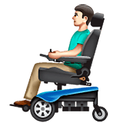 👨🏻‍🦼 Emoji Homem Em Cadeira De Rodas Motorizada: Pele Clara na WhatsApp 2.23.2.72.