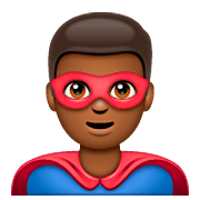 🦸🏾‍♂️ Emoji Homem Super-herói: Pele Morena Escura na WhatsApp 2.23.2.72.