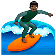 🏄🏿‍♂️ Emoji Homem Surfista: Pele Escura na WhatsApp 2.23.2.72.