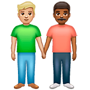 Emoji 👨🏼‍🤝‍👨🏾 Due Uomini Che Si Tengono Per Mano: Carnagione Abbastanza Chiara E Carnagione Abbastanza Scura su WhatsApp 2.23.2.72.