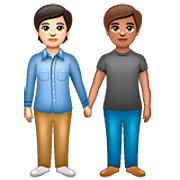 🧑🏻‍🤝‍🧑🏽 Emoji sich an den Händen haltende Personen: helle Hautfarbe, mittlere Hautfarbe WhatsApp 2.23.2.72.