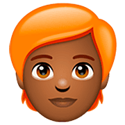 🧑🏾‍🦰 Emoji Erwachsener: mitteldunkle Hautfarbe, rotes Haar WhatsApp 2.23.2.72.