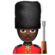 Emoji 💂🏿‍♀️ Guardia Donna: Carnagione Scura su WhatsApp 2.23.2.72.