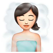 🧖🏻‍♀️ Emoji Mujer En Una Sauna: Tono De Piel Claro en WhatsApp 2.23.2.72.