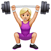 🏋🏼‍♀️ Emoji Mujer Levantando Pesas: Tono De Piel Claro Medio en WhatsApp 2.23.2.72.